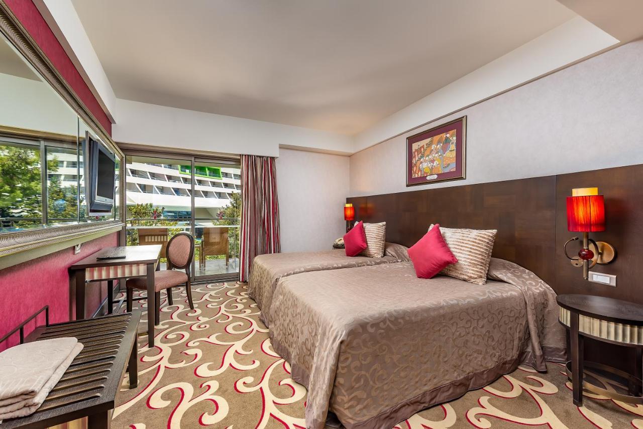 Cornelia Diamond Golf Resort & Spa เบเลก ภายนอก รูปภาพ